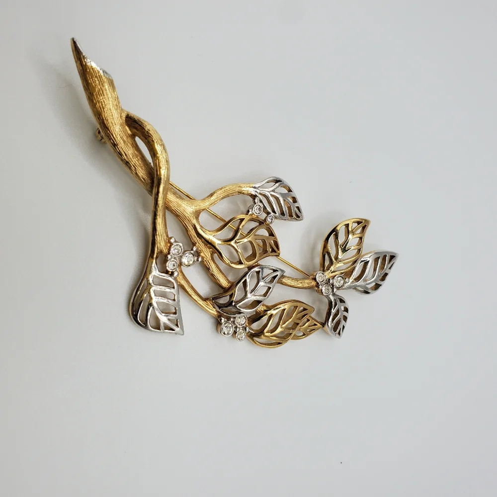 MCM Grossé Brooch Pin. Marked. Gold And Silver Tone Leaves. Rhinestones. Vintage